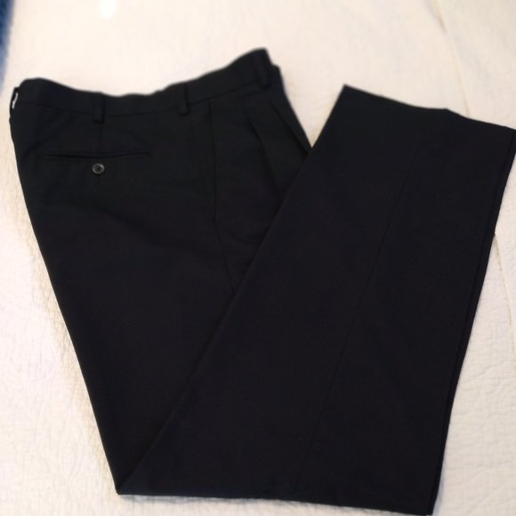 Geoffrey Beene Other - Mens Geoffrey Beene Dress Pants Size 34W; 32L  Black Texture Fabric